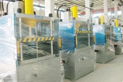 液壓機可根據致動器速度控制模式進行分類